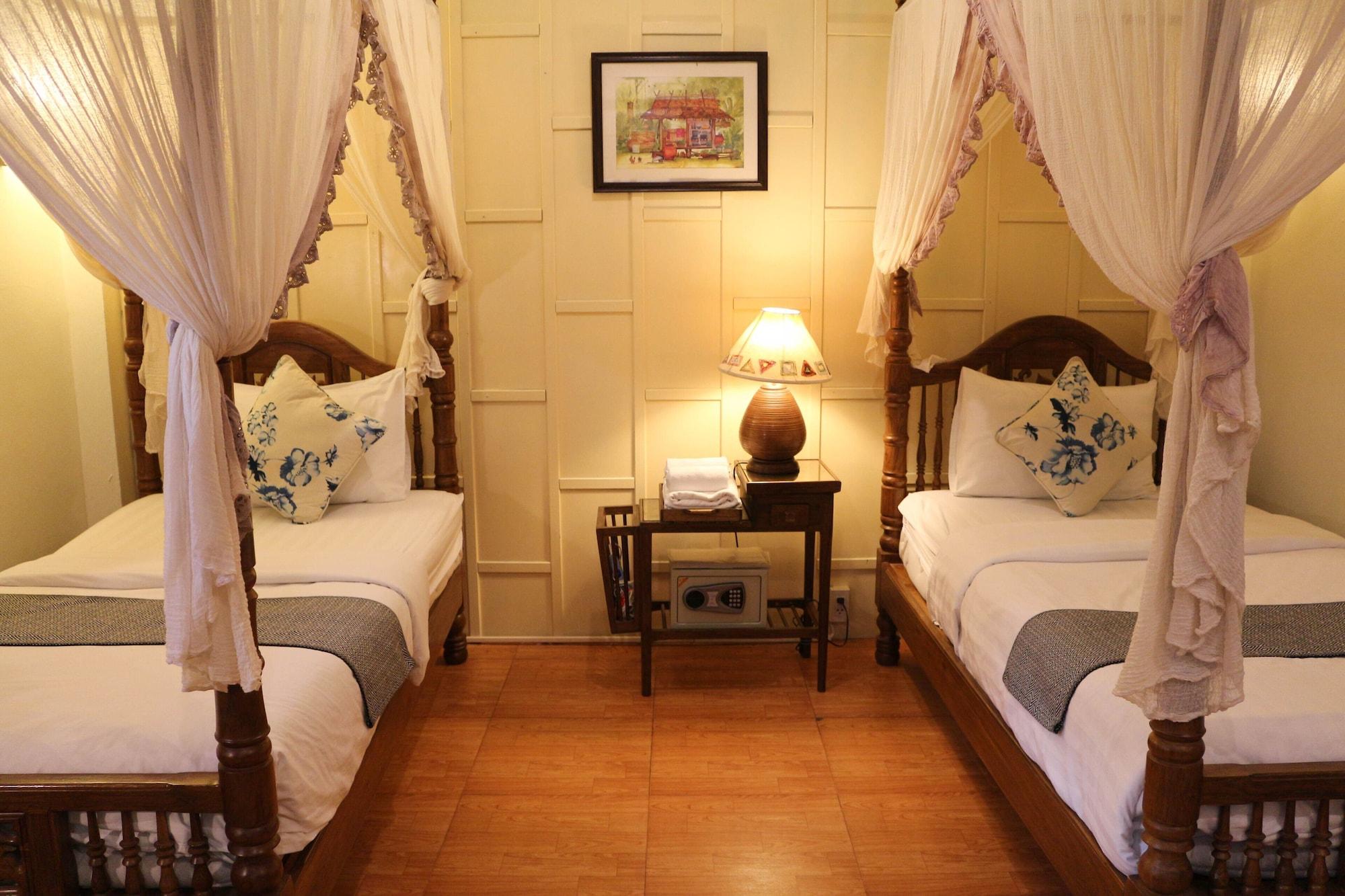 Changmoi House Chiang Mai Buitenkant foto
