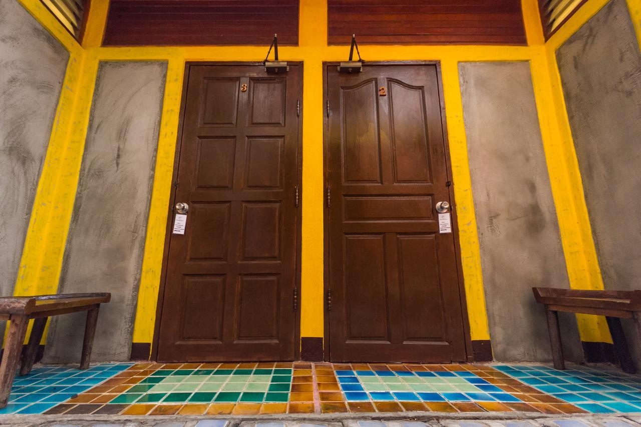 Changmoi House Chiang Mai Buitenkant foto