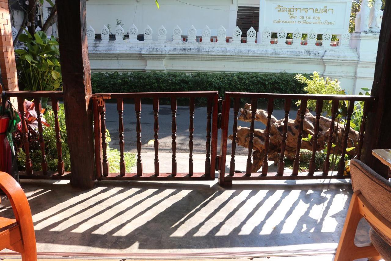 Changmoi House Chiang Mai Buitenkant foto